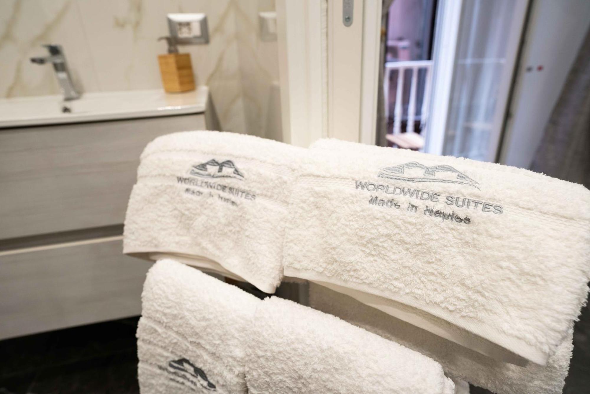 Worldwidesuites Nápoly Kültér fotó