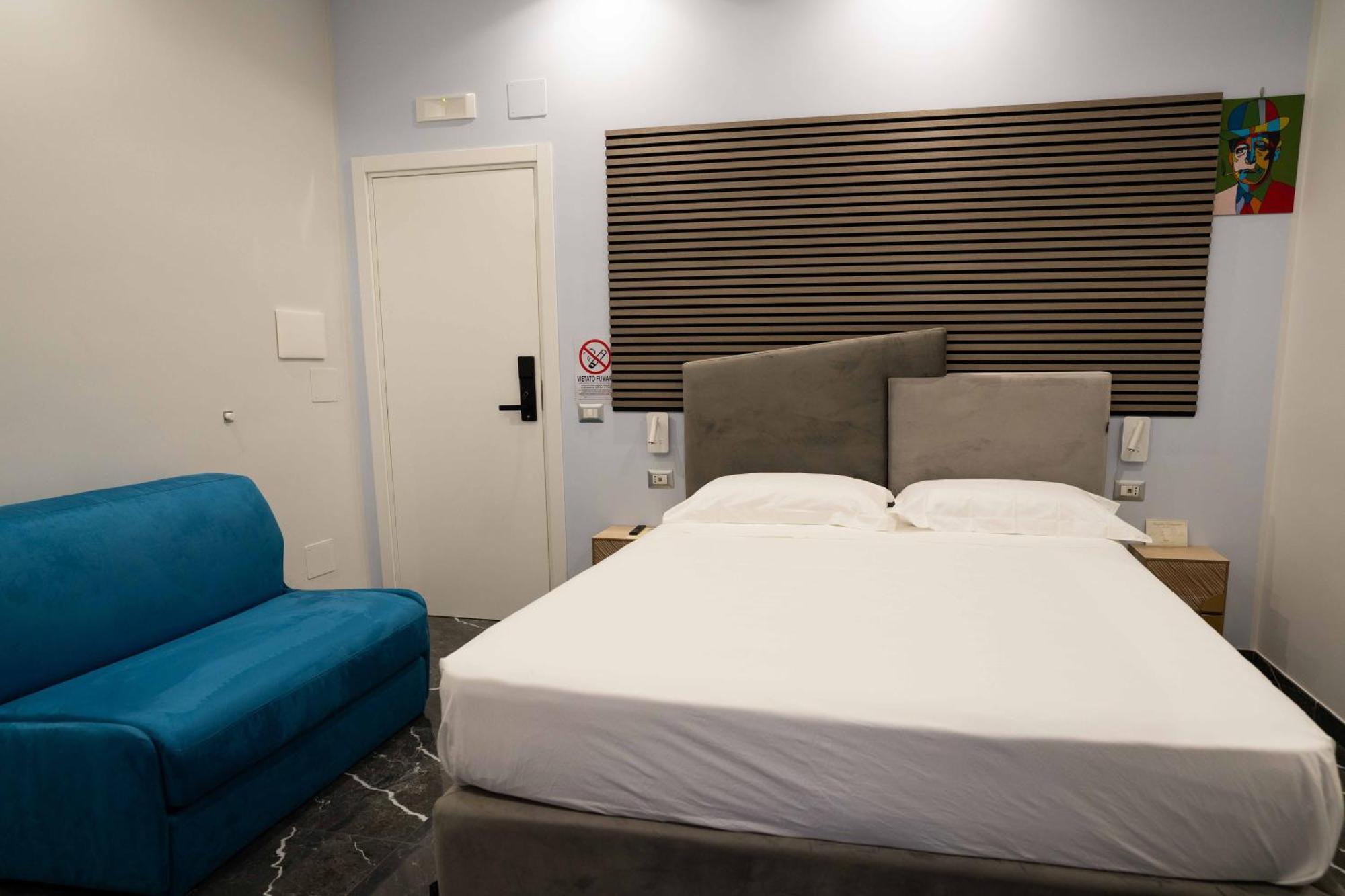 Worldwidesuites Nápoly Kültér fotó